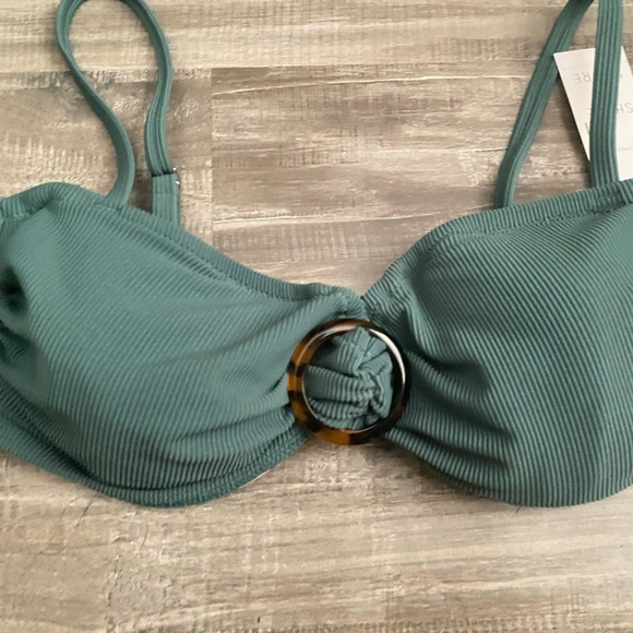 Women's Ribbed Ring Front Bandeau Bikini Top by Shade & Shore Cactus Green NEW - Picture 3 of 4